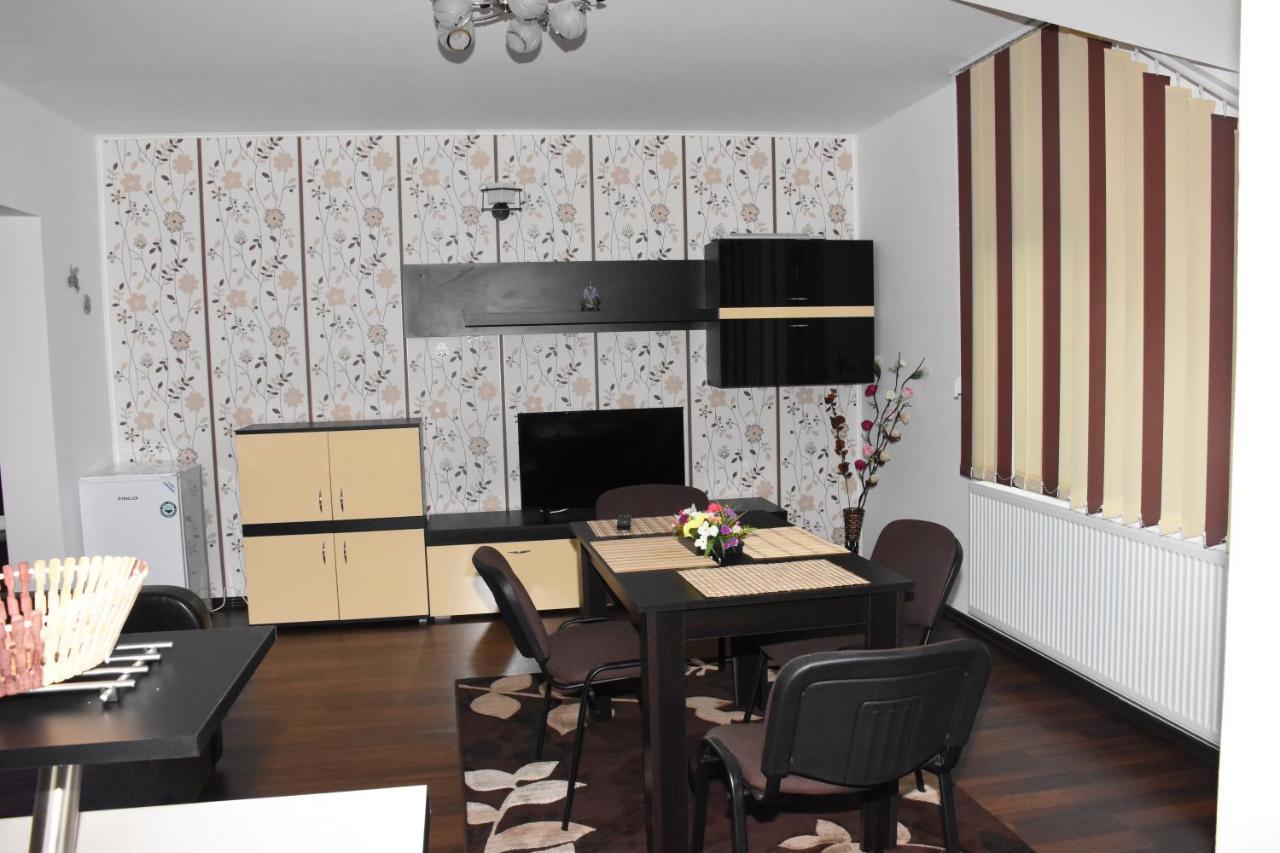 Hotel Apartament Eldya Comfort&Suites Predeal Exterior photo